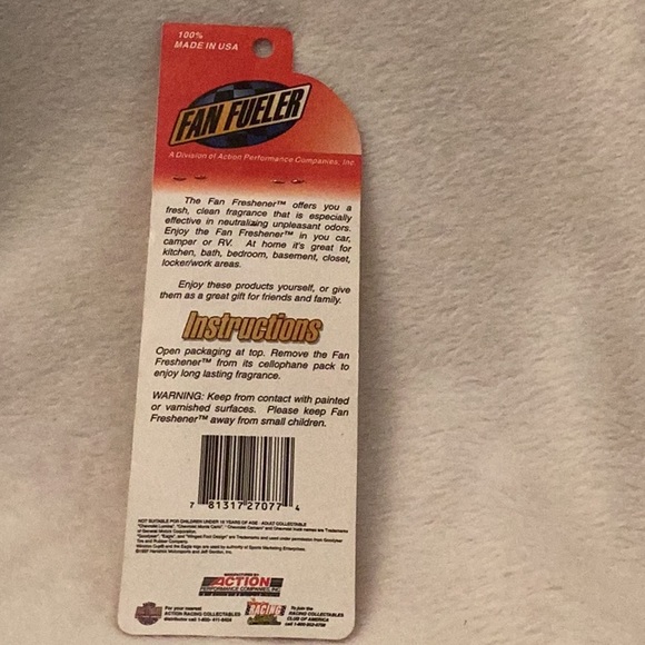 NASCAR Jeff Gordon Collectibles Set of 3 Tin Cards Key Chain Sealed cards - Picture 10 of 10